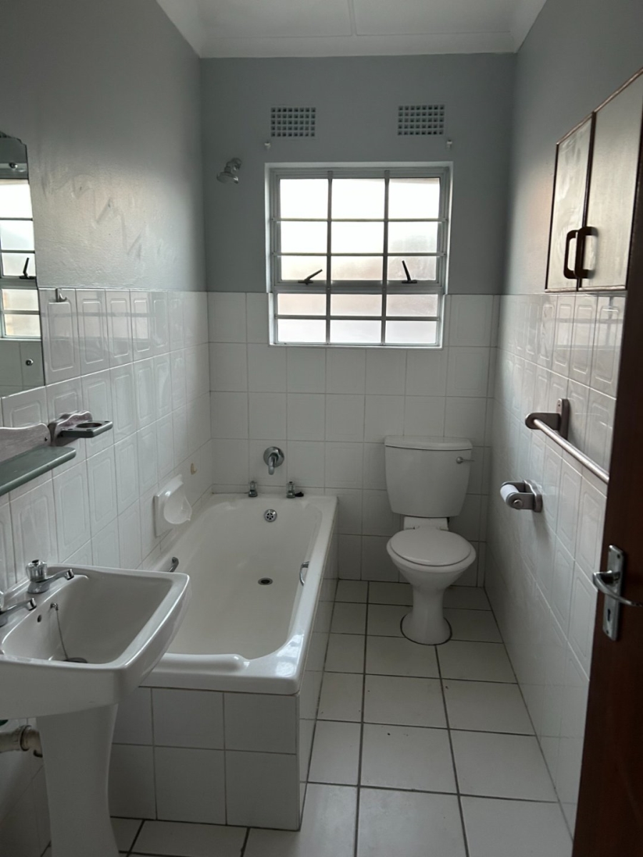 3 Bedroom Property for Sale in Abbotsford Eastern Cape